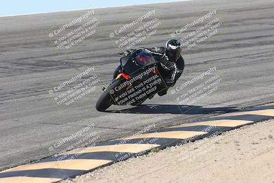 media/Oct-13-2025-Moto Forza (Mon) [[a66d839500]]/3-B Group/Session 2 (Bowl)/